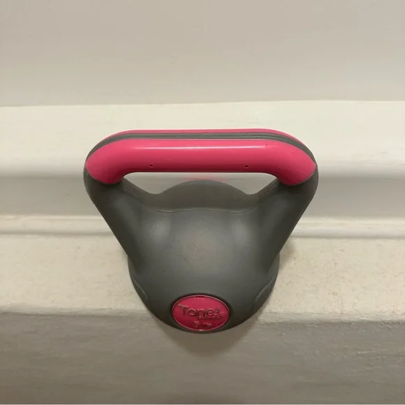 Tone Fitness 5 lb Kettlebell - Pink - Picture 4 of 9